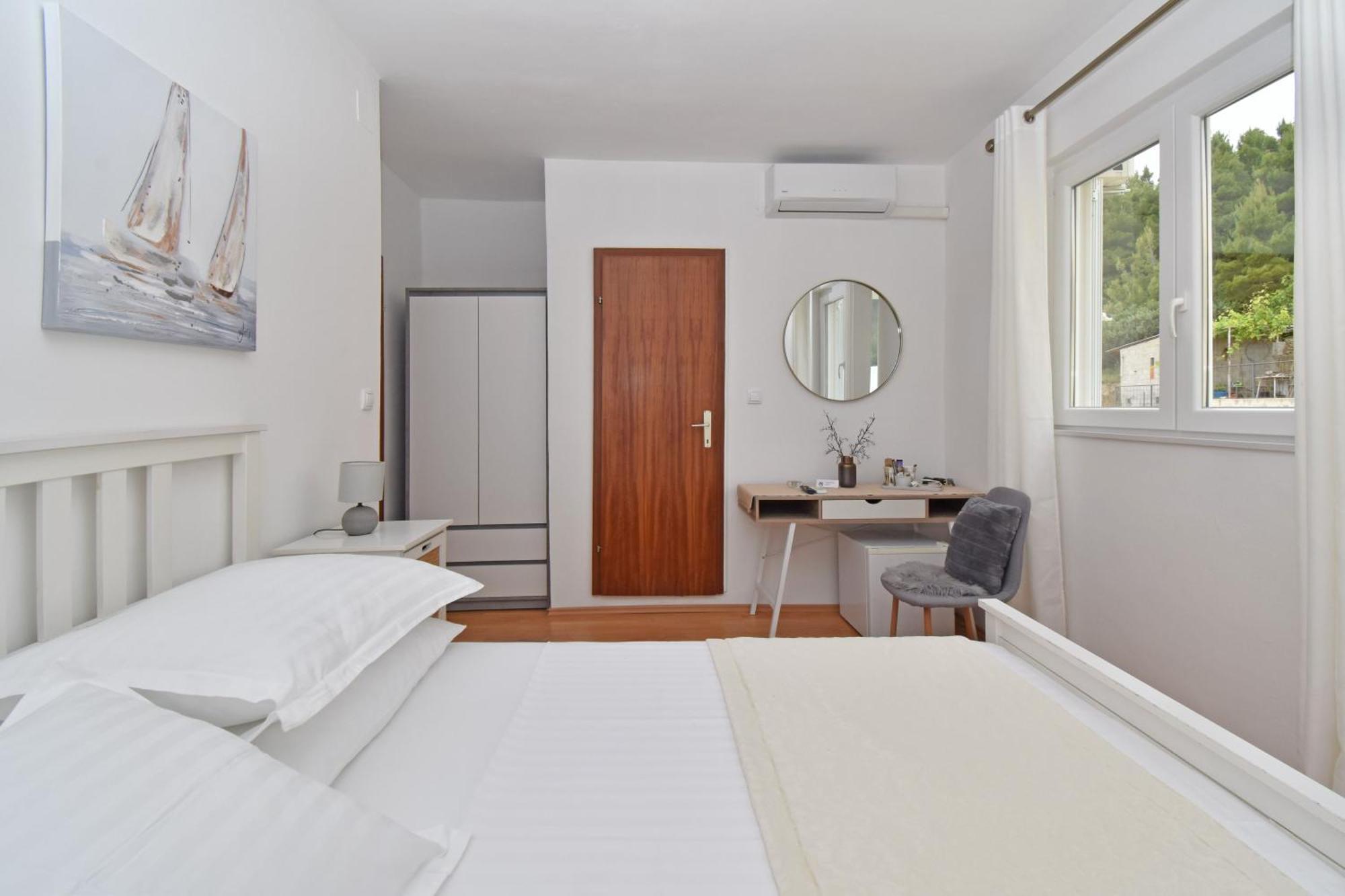 Apartment & Rooms Meri Tucepi Exterior photo
